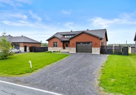Bungalow à vendre - 126 Rue Principale, Massueville, J0G1L0