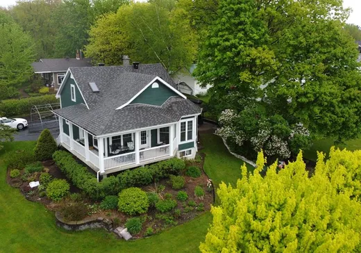 Two or more stories for sale - 20 Rue Fleurent, Drummondville, J2B8W3