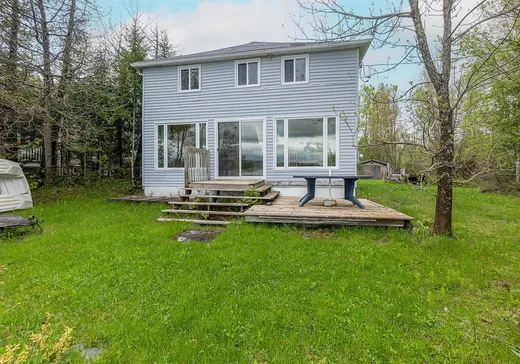Maison à vendre - 234 Ch. Claret, Stratford, G0Y 1P0