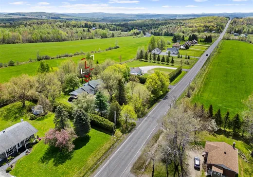 Maison à vendre - 682 Ch. de Notre-Dame-des-Mères, Sherbrooke, J1C 0A7