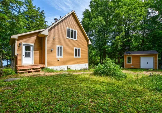 Maison à vendre - 320 Ch. du Prospecteur, Ste-Lucie, J0T 2J0