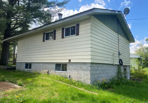 House for sale - 129 Rue Thibodeau, Saint-Félix-de-Kingsey, J0B 2T0
