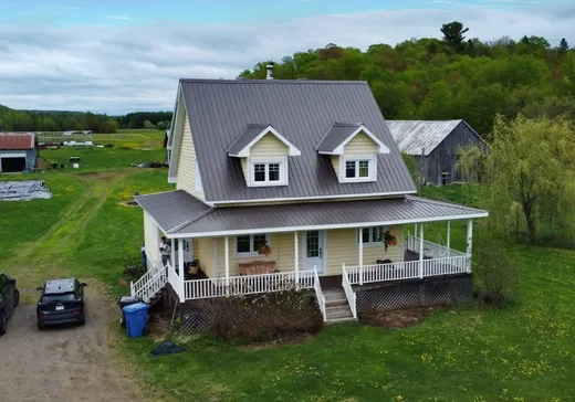 Two or more stories for sale - 549 Rg St-Laurent, St-Jean-De-Matha, J0K1Y0
