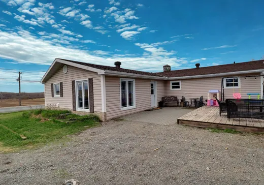 Maison à vendre - 3106 Route 109 S., Amos, J9T 3A2