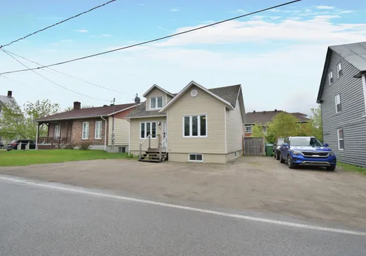 Maison à vendre - 16 Rue St-Charles-Borromée, Mandeville, J0K 1L0