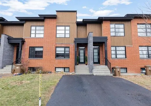 Two or more stories for sale - 356 Av. André-Chartrand, Vaudreuil-Dorion, J7V0K9