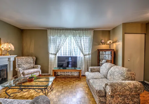 Maison à vendre - 2833 Av. Bériot, Boisbriand, J7H 1T7