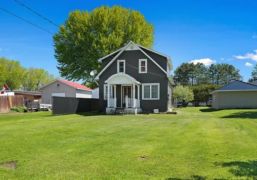 House for sale - 12 Rue McFarlane, Campbell's Bay, J0X 1K0