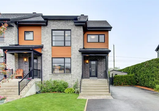 Two or more stories for sale - 2410 Av. Jean-Noël-Dion, Saint-Hyacinthe, J2S0G8
