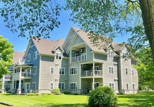 Condo à vendre - 202 Rue de la Rivière, Bedford, J0J1A0