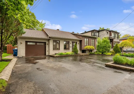 Maison à vendre - 666 Ch. du Bord-de-l'Eau, Laval (Sainte-Dorothee), H7X 1V4
