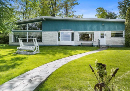 Two or more stories for sale - 8225 Ch. de Venise, Sherbrooke, J1N3H3