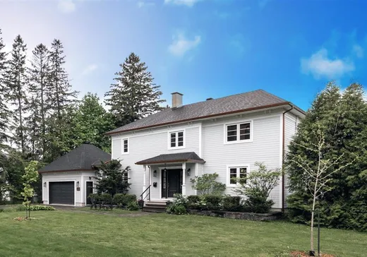 Maison à étages à vendre - 42 Rue Lakeview, Baie-d'Urfé, H9X3B2