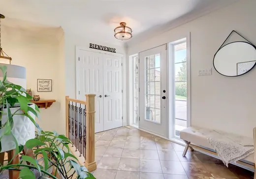 Maison à vendre - 51 Rue Anatole-Touchette, Saint-Jean-sur-Richelieu, J2X 4L5