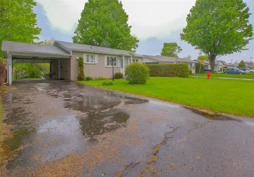 Maison à vendre - 1577 Rue Vénus, Fleurimont, J1E 1B9