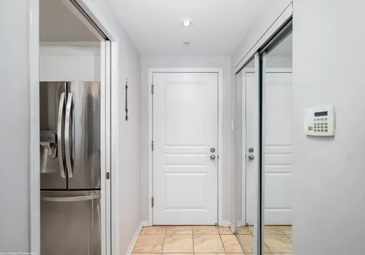 Condo à vendre - 3865 Boul. de Chenonceau 207, Laval (Chomedey), H7T 0E1
