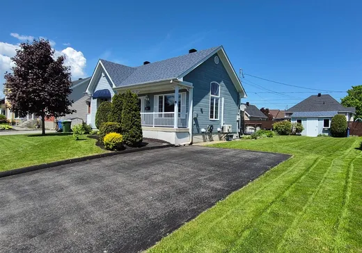 Maison à vendre - 24 Rue du Ruisseau, Salaberry-de-Valleyfield, J6S 6T9