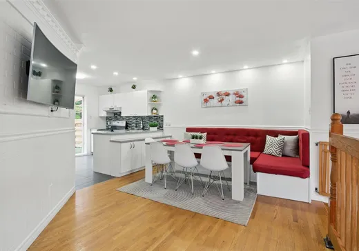 Maison à vendre - 1244 Boul. Céloron, Blainville, J7C 5G5