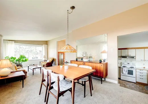 Maison à vendre - 8041 Av. des Vendéens, Montréal (Anjou), H1K 1T2