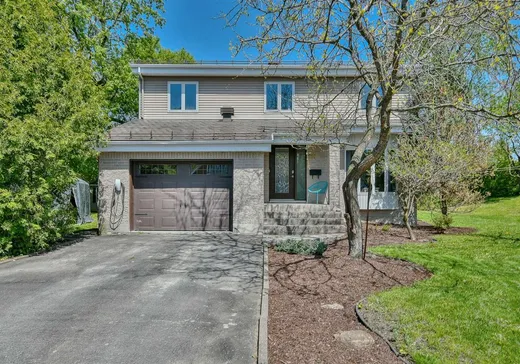 Maison à étages à vendre - 220 Rue Lacroix, Rosemère, J7A4L5