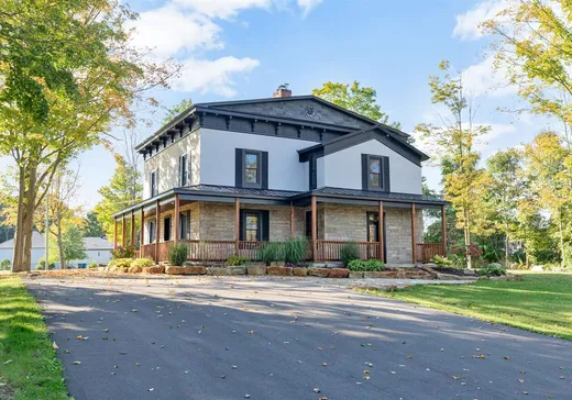 Maison à vendre - 2 Rue du Moulin, Lachute, J0V 1X0