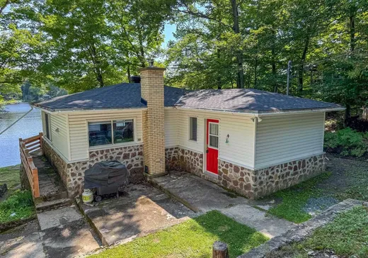 Maison à vendre - 114 Ch. de la Promenade-du-Lac, Brownsburg-Chatham, J8G 1K5