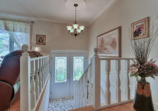 Maison à vendre - 1 Av. de Bar-le-Duc, Bois-des-Filion, J6Z 2W1