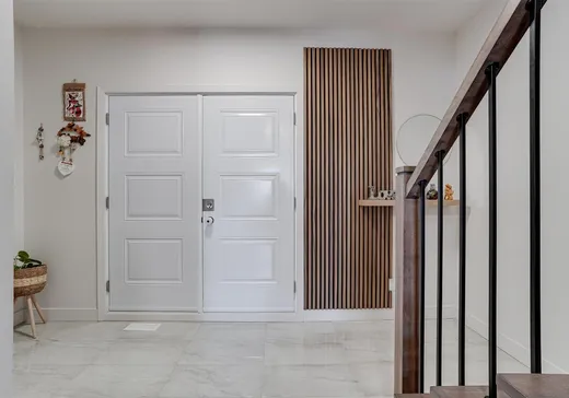 Maison à vendre - 8490 Rue Duceppe, Laval (Laval-sur-le-lac), H7A 1P8