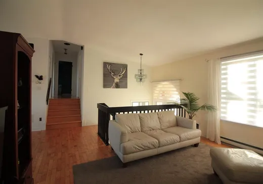Maison à vendre - 705 Rue Raymond-Martel, Lachenaie, J6V 1J5