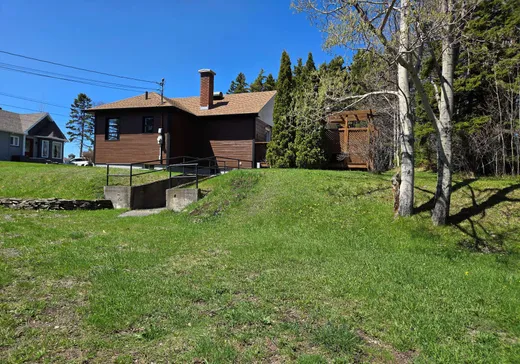 House for sale - 858 Route 132, Matane, G4W 7C8