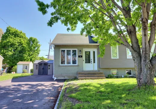 Two or more stories for sale - 24 Rue Michaud, Warwick, J0A1M0