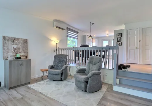 House for sale - 24 Rue Michaud, Warwick, J0A 1M0