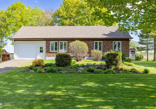 Bungalow for sale - 441 Ch. du Trait-Carré, St-Henri-de-Levis, G0R3E0
