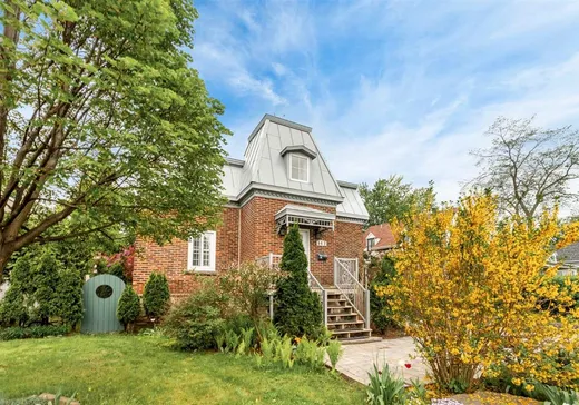 Two or more stories for sale - 942 Boul. Gouin O., Tetreaultville (Montreal Island), H3L1K8