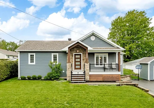 Un étage et demi à vendre - 227 Rue du Vicaire-Morin, Coaticook, J1A2X4