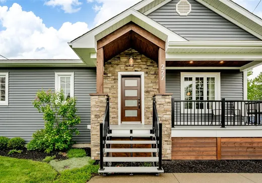 Maison à vendre - 227 Rue du Vicaire-Morin, Coaticook, J1A 2X4