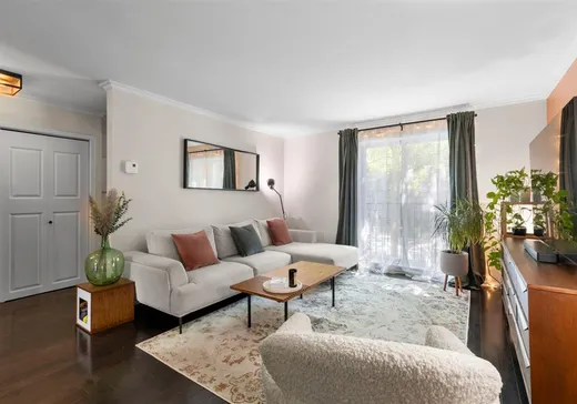 Condo à vendre - 4137 Rue De Bullion, Montréal (Centreville), H2W 2E6