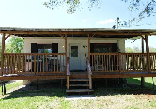 Bungalow for sale - 795 Ch. de la Lièvre S., Mont-Laurier, J9L3G3