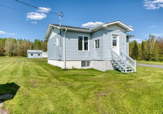 Maison à vendre - 2251 Route 263, Thetford Mines, G0N 1E0