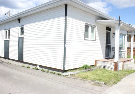 House for sale - 3712 Boul. du Saguenay, Jonquière, G7X 1G5