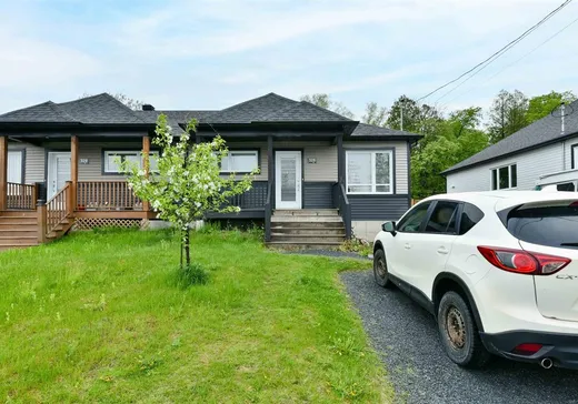 Bungalow for sale - 325 Rue des Mille-Abeilles, Sherbrooke, J1H0A1