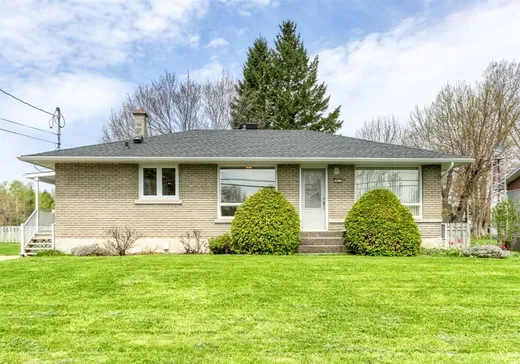Bungalow for sale - 661 Rue Louis-de-France, St-Louis-De-France, G8T1A2