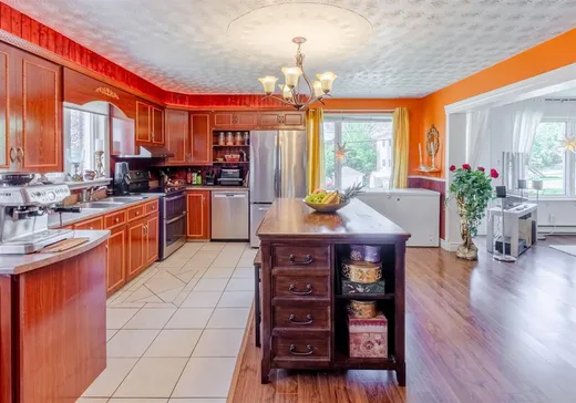 Maison à vendre - 1 Boul. Kirouac, Warwick, J0A 1M0
