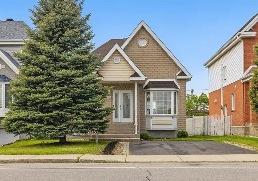 House for sale - 8810 Av. Oceanie, Brossard, J4Y 3E6