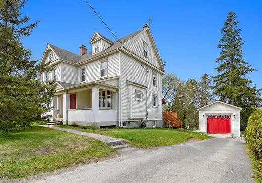 Maison à vendre - 216 Rue Principale S., Maniwaki, J9E 1Z9