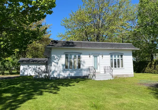 Maison à étages à vendre - 9 Rue Louise, Victoriaville, G6T1M2