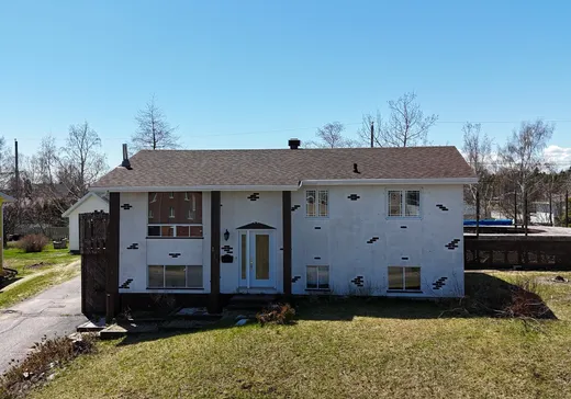 Maison à étages à vendre - 18 Rue des Rochelois, Port-Cartier, G5B1H9