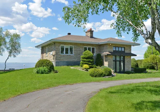 House for sale - 521 Route 132, Sainte-Barbe, J0S 1P0