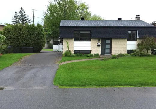 Bungalow for sale - 829 Rue Jolliet, Pointe-Du-Lac, G9B1E3