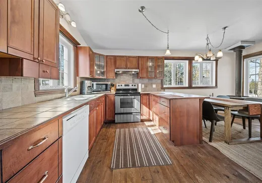 Maison à vendre - 92 Rue de la Traverse, Magog, J1X 0M6